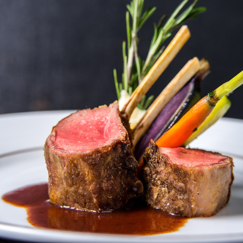 Rack of lamb with natural juices